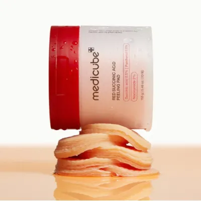 Medicube Red Succinic Acid Peeling Pad